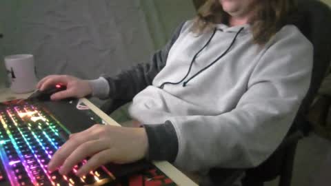 zkraston11 online show from March 2, 2025, 4:42 pm