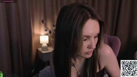 Zlata  Mon Tue Thu Fri Sun Sa GMT 3 0000pm - 0600pm  online show from May 20, 2026, 9:26 am