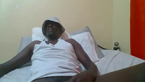 Snapshot of zlatann2012 chatting on September 8, 2025, 6:40 pm Zlatann2012 online show from September 8, 2025, 6:40 pm