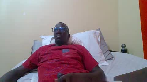 Snapshot of zlatann2012 chatting on September 18, 2025, 9:50 pm Zlatann2012 online show from September 18, 2025, 9:50 pm