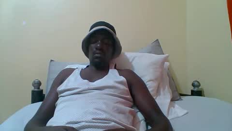 Snapshot of zlatann2012 chatting on September 19, 2025, 8:09 pm Zlatann2012 online show from September 19, 2025, 8:09 pm