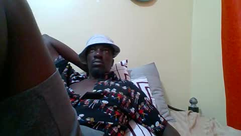 Snapshot of zlatann2012 chatting on November 4, 2025, 4:06 pm Zlatann2012 online show from November 4, 2025, 4:06 pm