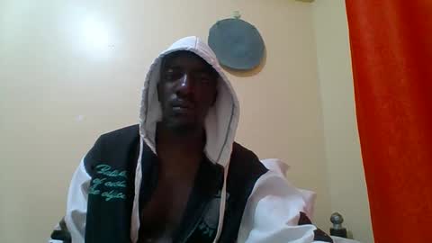 Snapshot of zlatann2012 chatting on November 19, 2025, 8:53 pm Zlatann2012 online show from November 19, 2025, 8:53 pm