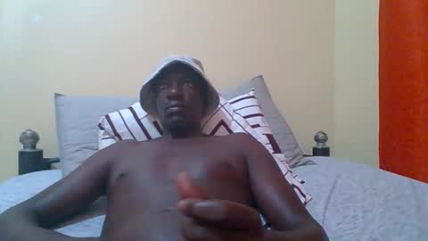 Snapshot of zlatann2012 chatting on December 3, 2025, 9:57 pm Zlatann2012 online show from December 3, 2025, 9:57 pm