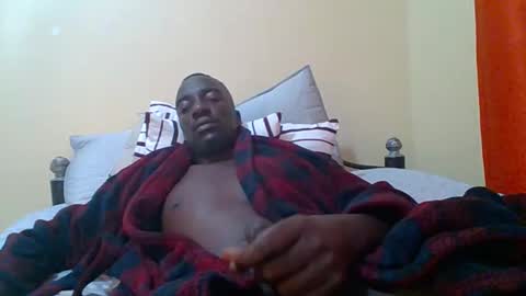 Snapshot of zlatann2012 chatting on December 13, 2025, 7:53 pm Zlatann2012 online show from December 13, 2025, 7:53 pm