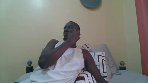 Snapshot of zlatann2012 chatting on December 17, 2025, 6:19 am Zlatann2012 online show from December 17, 2025, 6:19 am