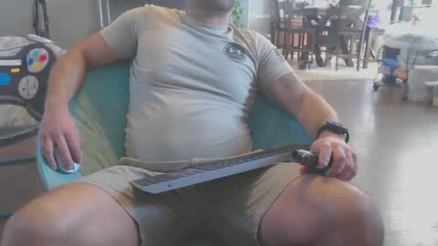 Snapshot of zmr250rich chatting on October 7, 2025, 7:33 pm here4fun online show from October 7, 2025, 7:33 pm