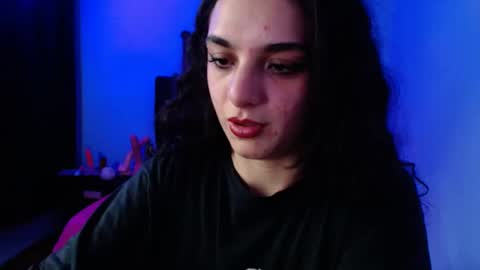 Snapshot of zoe_0111 chatting on January 31, 2025, 8:43 pm zoe_0111 online show from January 31, 2025, 8:43 pm