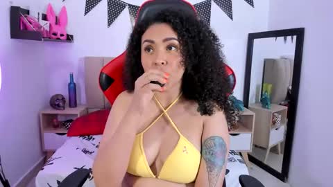 Zoe Gruber online show from December 7, 2024, 1:58 am