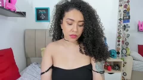 Zoe Gruber online show from February 8, 2025, 4:25 am