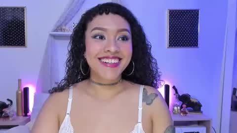 Zoe Gruber online show from October 5, 2025, 8:51 pm