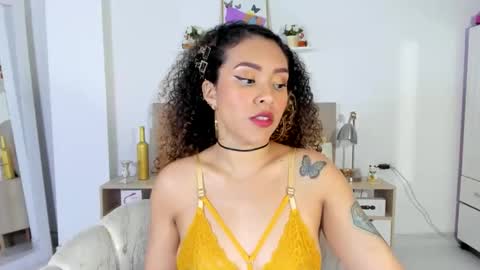 Snapshot of zoe_gruber chatting on April 26, 2026, 12:52 am Zoe Gruber online show from April 26, 2026, 12:52 am