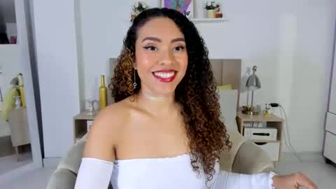 Snapshot of zoe_gruber chatting on May 1, 2026, 11:31 pm Zoe Gruber online show from May 1, 2026, 11:31 pm