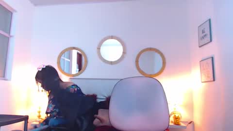 Snapshot of zoe_hecate chatting on February 18, 2026, 10:33 am zoe_hecate online show from February 18, 2026, 10:33 am