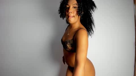 Snapshot of zoe_hot55 chatting on January 16, 2025, 3:13 pm zoe_hot55 online show from January 16, 2025, 3:13 pm