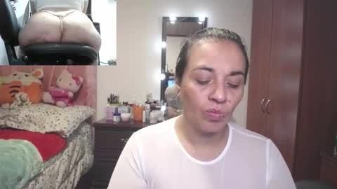 zoe hotxxx online show from February 2, 2026, 1:54 pm