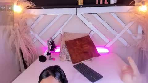 Snapshot of zoe_johnsonn1 chatting on March 11, 2026, 9:54 pm Zoey online show from March 11, 2026, 9:54 pm