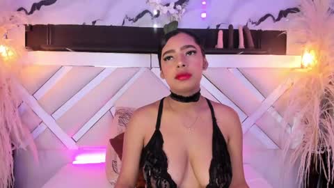 Snapshot of zoe_johnsonn1 chatting on May 5, 2026, 9:23 pm Zoey online show from May 5, 2026, 9:23 pm