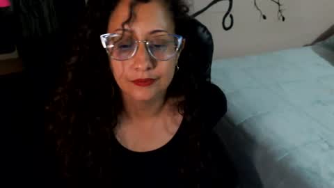 Zoe Koller online show from June 20, 2026, 12:25 am