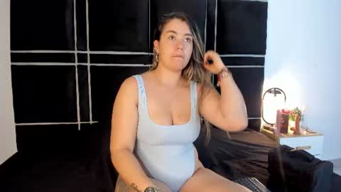 Snapshot of zoe_ll chatting on July 11, 2026, 11:02 am SWEET ZOE online show from July 11, 2026, 11:02 am