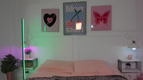 Zoe Lynch online show from February 27, 2026, 11:32 am