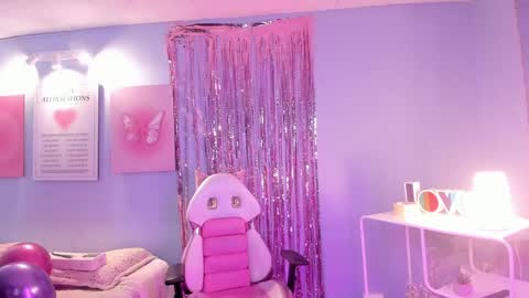 Zoe Lynch online show from March 27, 2026, 12:16 pm