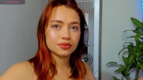 zoe_maddison19 online show from December 20, 2025, 9:11 pm