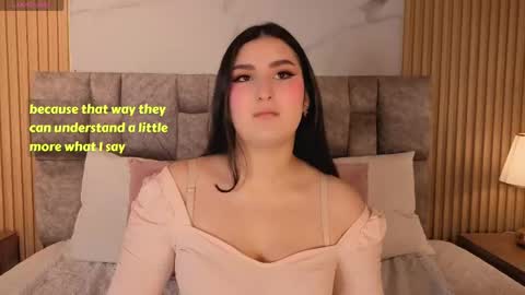 zoe_moon__ online show from May 16, 2026, 1:54 pm