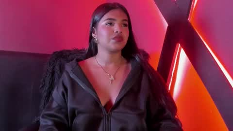 Zoe online show from September 24, 2025, 7:01 am