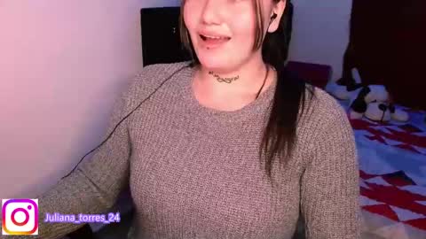 Snapshot of zoe_sexy69 chatting on December 18, 2024, 1:48 am ZOE online show from December 18, 2024, 1:48 am