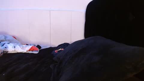 zoee jhonnyy online show from December 13, 2024, 4:38 pm