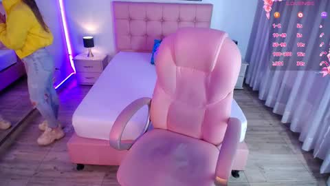 zoe online show from February 12, 2025, 12:01 pm