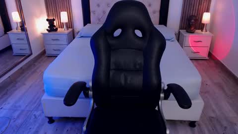 zoe online show from September 11, 2025, 4:12 am