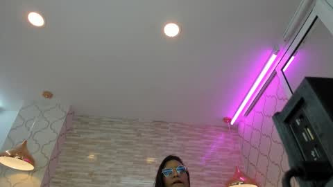 ZoeeSmitth online show from October 29, 2025, 11:34 am