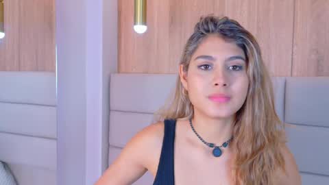 Zoe online show from April 1, 2026, 1:41 pm