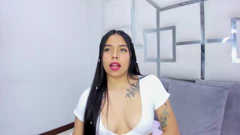 ZoeSwam online show from February 23, 2025, 12:05 pm