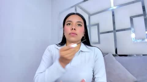 ZoeSwam online show from November 1, 2025, 11:34 am