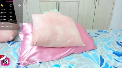 Snapshot of zoey_cooper chatting on December 15, 2024, 2:16 pm zoey Independent model online show from December 15, 2024, 2:16 pm