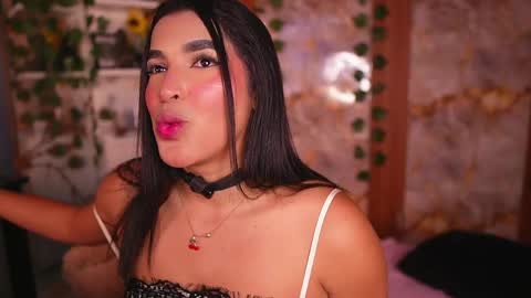 zoey fox  online show from May 11, 2026, 12:38 am