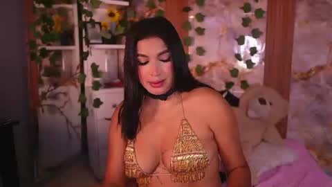 Snapshot of zoey_fox_ chatting on June 14, 2026, 5:04 pm zoey fox online show from June 14, 2026, 5:04 pm