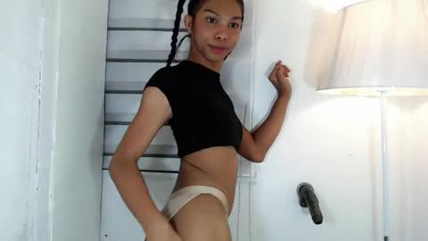 Snapshot of zoeygorgeous19 chatting on February 12, 2025, 3:29 am zoey online show from February 12, 2025, 3:29 am