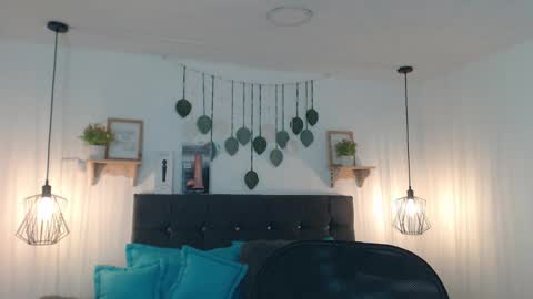 CALL ME    Z O H E T  online show from December 21, 2025, 10:33 am