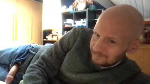 Snapshot of zolexthomas chatting on October 13, 2025, 2:17 pm zolexthomas online show from October 13, 2025, 2:17 pm