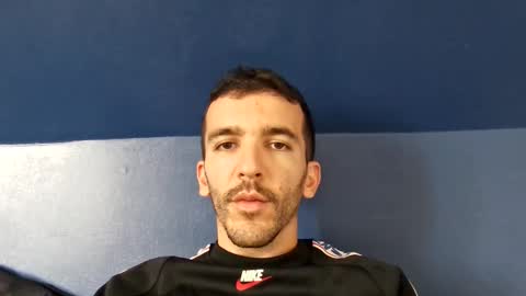 zom online show from October 15, 2025, 1:44 pm