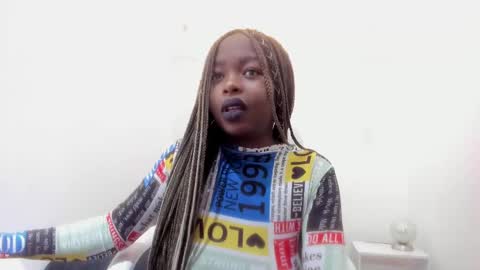 Zooe online show from December 7, 2024, 11:40 am