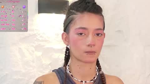 Violeta online show from October 7, 2025, 5:32 pm