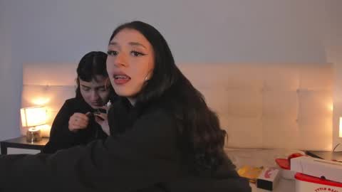 cintya kors online show from December 31, 2024, 3:12 am