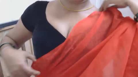 Snapshot of zoya_4u chatting on February 28, 2026, 5:03 pm Zoya online show from February 28, 2026, 5:03 pm