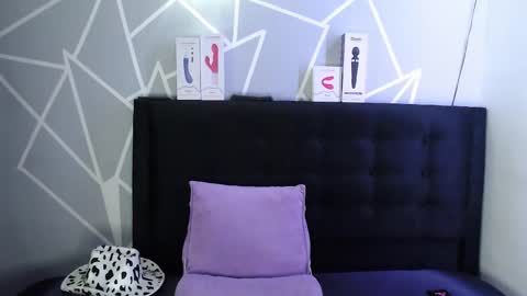 Snapshot of zpzphot chatting on September 20, 2025, 10:33 pm zpzphot online show from September 20, 2025, 10:33 pm