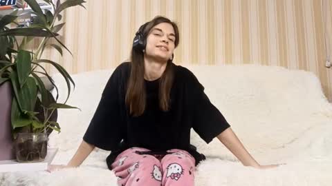 Snapshot of zulajaniak chatting on March 3, 2026, 4:07 am Joan online show from March 3, 2026, 4:07 am